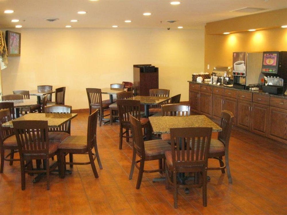 Hotel Western Wayne & North Fort Wayne